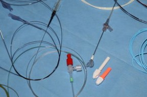 九游网页版官网入口-核心中场是否因身体对抗频率下降而调整站位策略，中场核心穿几号