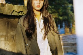 -传切战术谁掌控全局，传切战术配合指的是行进间运球将球传至篮下接球人