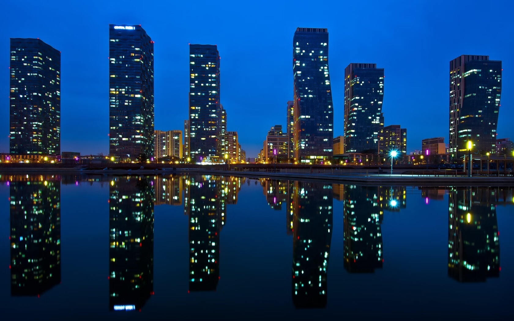 职业联赛球员状态跟踪平台未实现共享